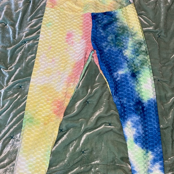 Textured legging Capri and shorts! Size L-Xl - Picture 7 of 9